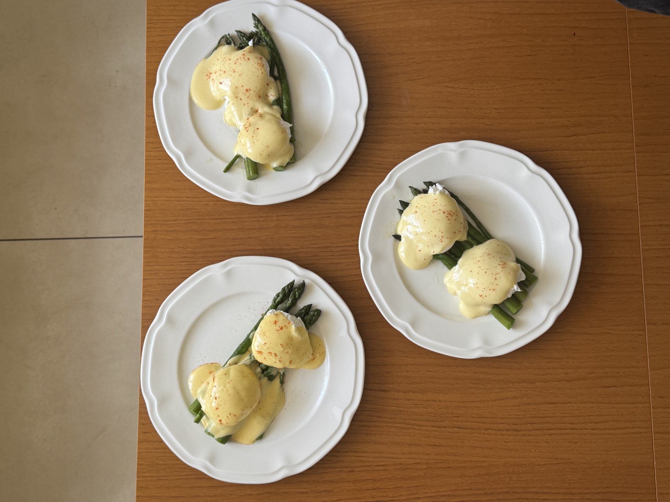 Asparagus with hollandaise for a private chef menu in Nice