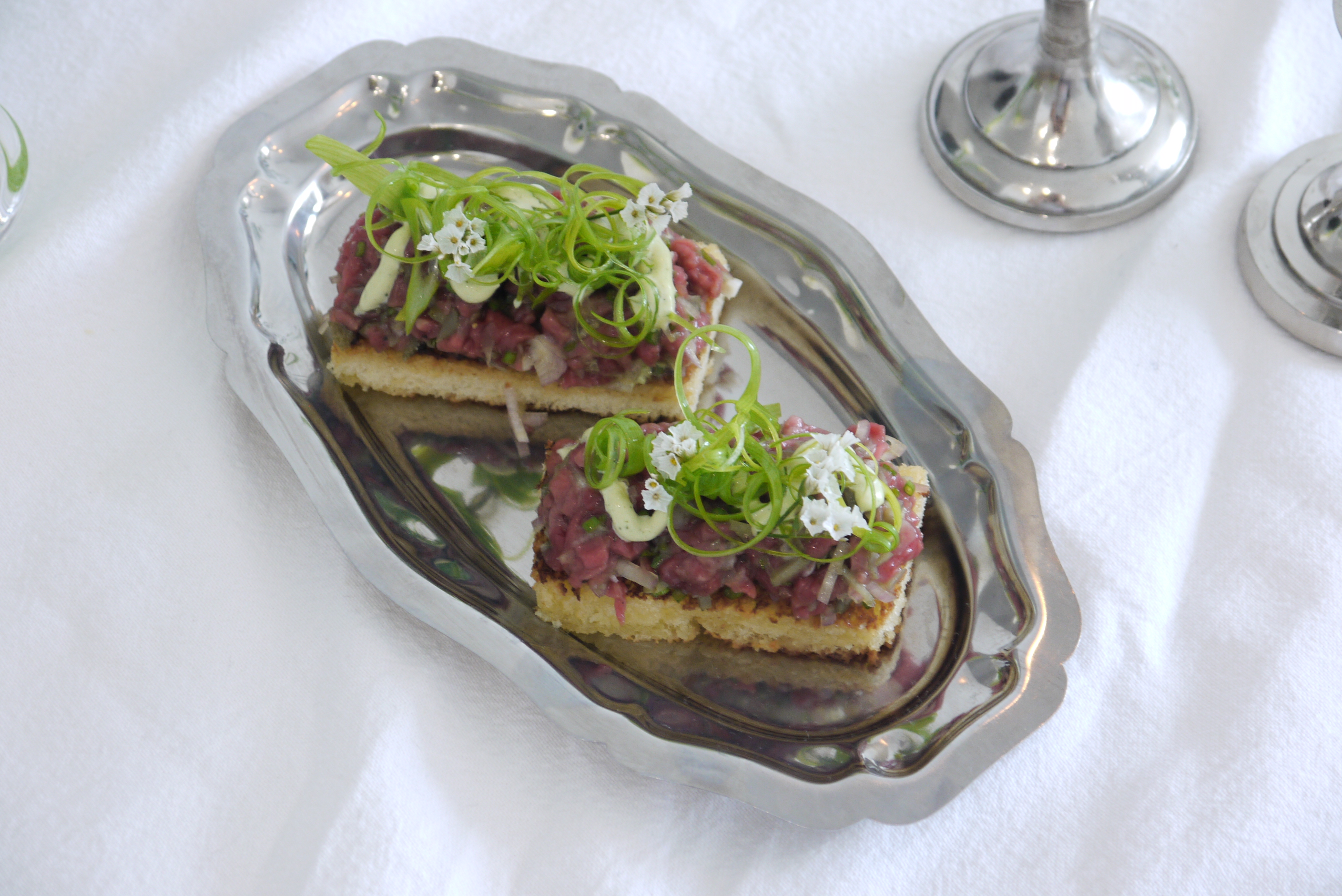 Beef tartare canapé for private dining on the French Riviera